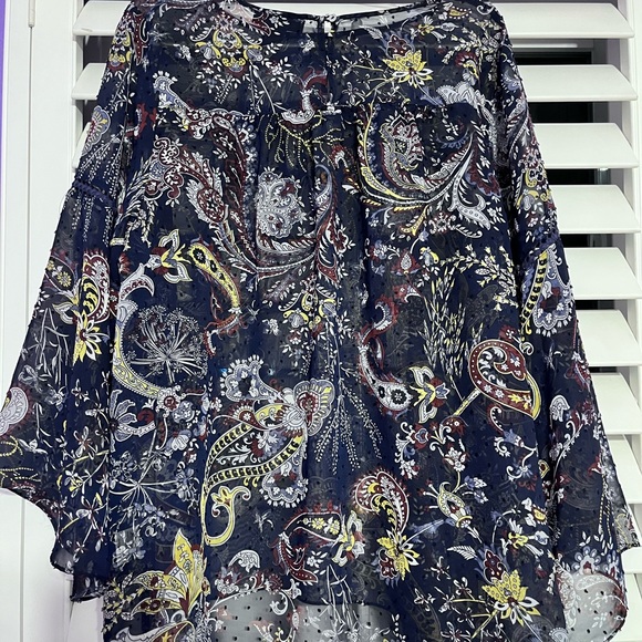 PM120723 Women’s Plus Size Flowing Blouse - Picture 2 of 6